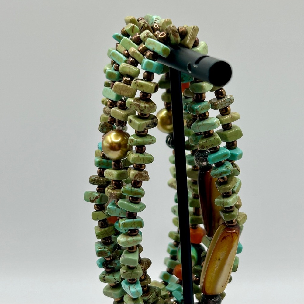 Artisan 5 Stone and Shell Beaded Bracelets - Picture 6 of 7